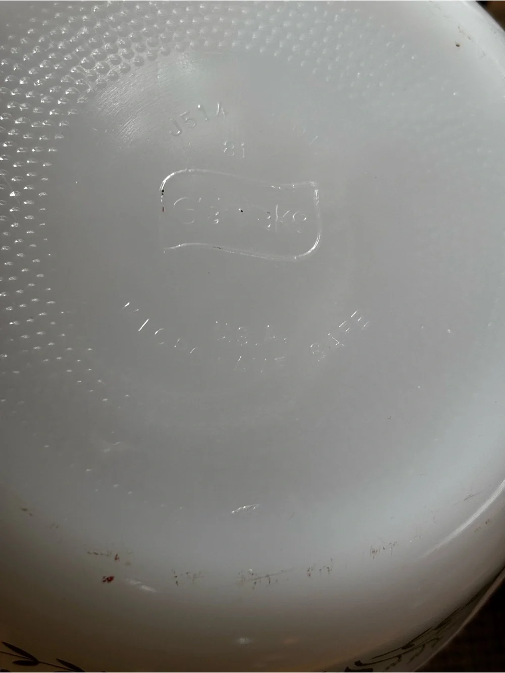 GlasBake Casserole Dish white with Green Daisy  Floral Pattern and lid 2QT J514
